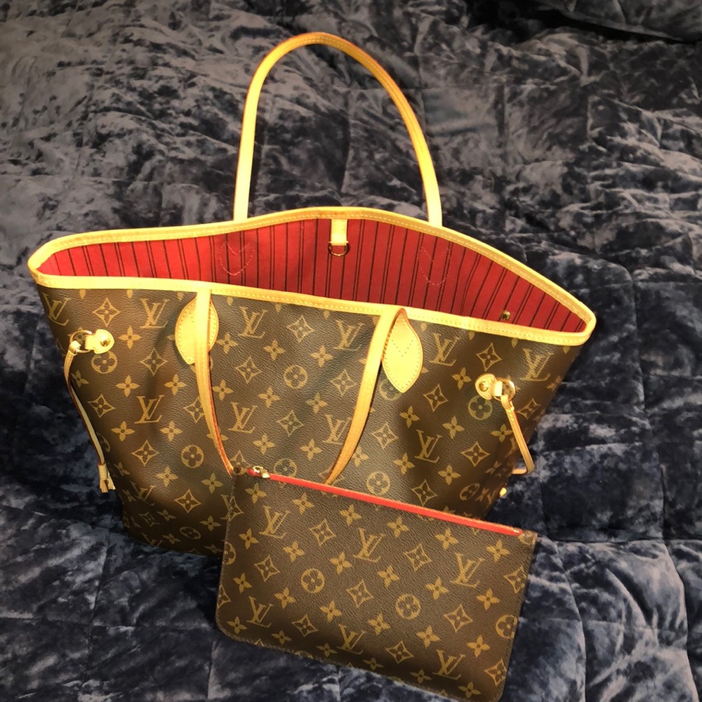 Louis Vuitton Neverfull MM Cherry Red Interior